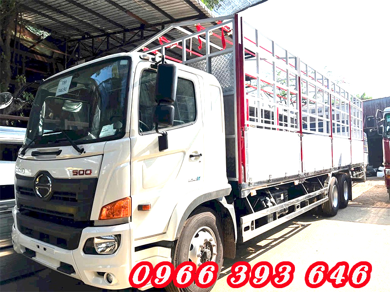 gia-lan-banh-xe-hino-15-tan-mui-bat-khoang-2-ty-060