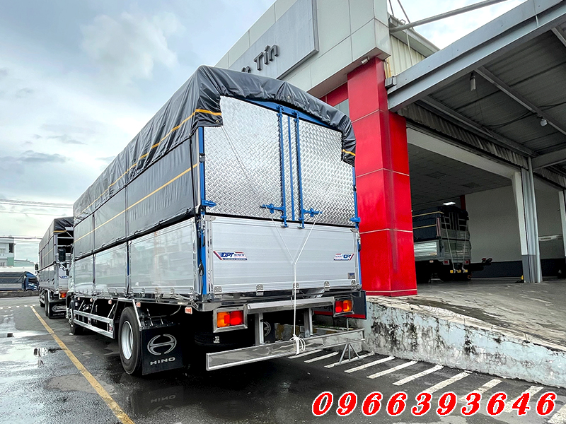 Gia-xe-hino-FG8JP8A-mui-bat-khoang-1-ty-600