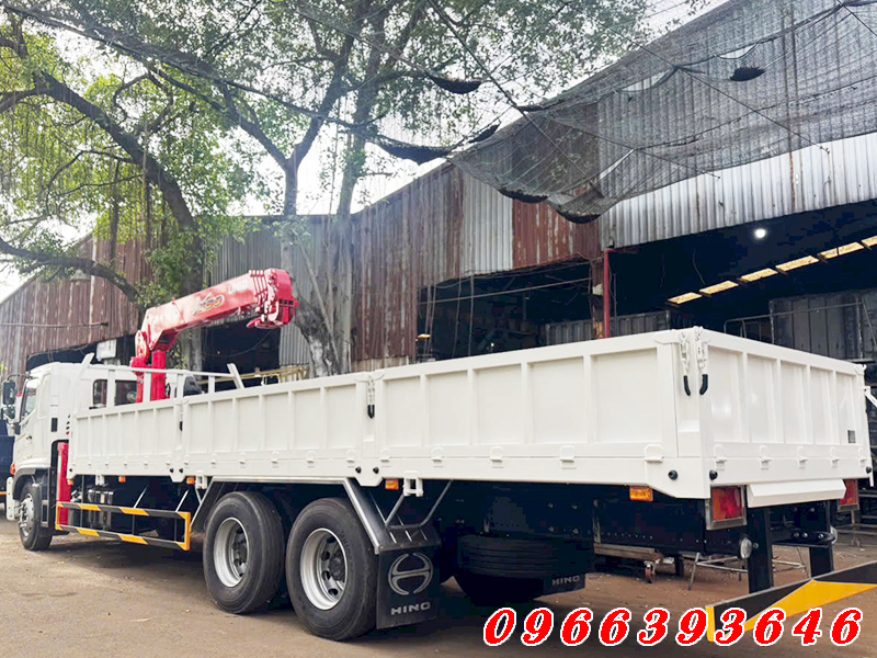 Xe-hino-FM8JW8A-cau-unic-555-thung-8.5-met