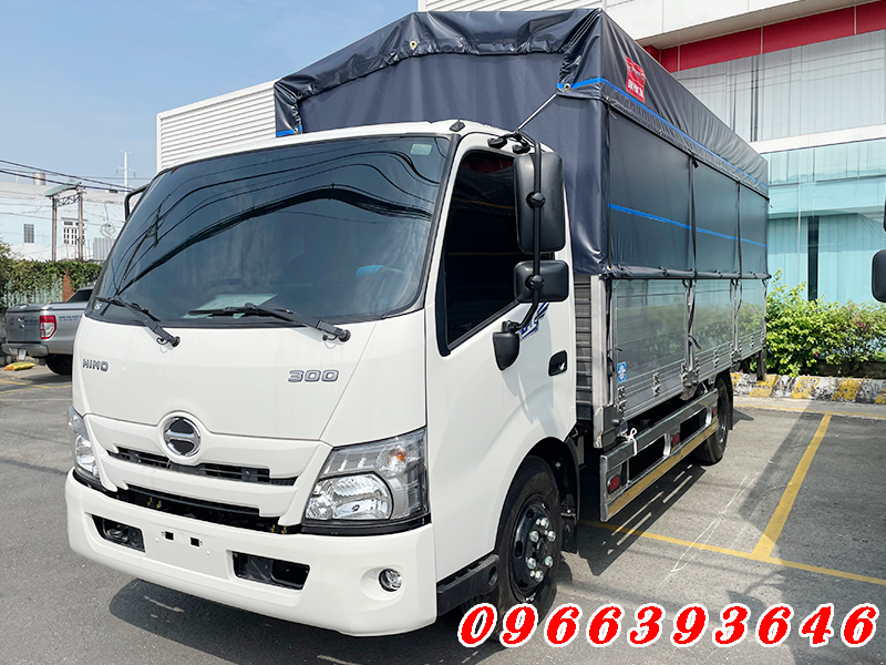 xe-hino-3t5-mui-bat-nhom-ban-nang