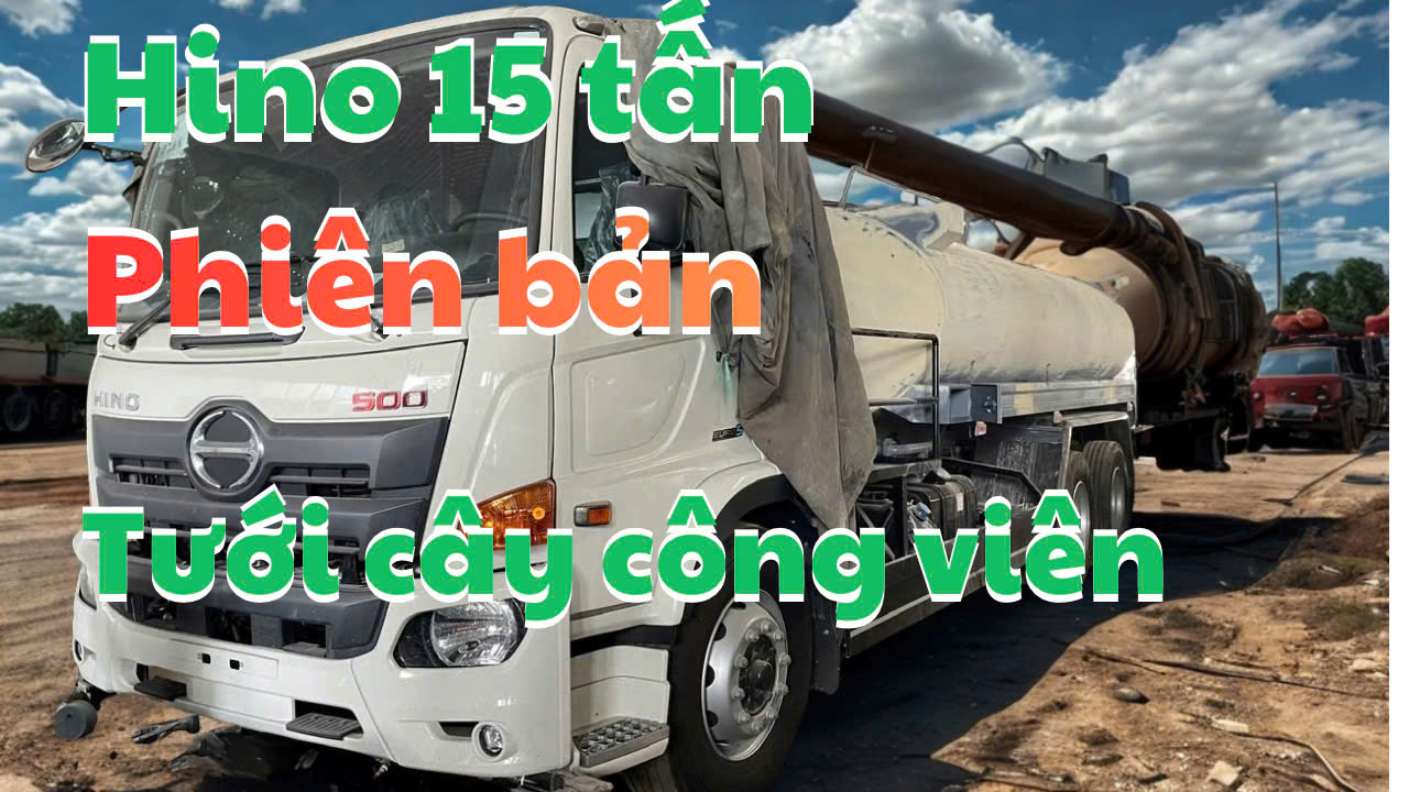 xe-hino-15-tan-bon-tuoi-cay-rua-duong